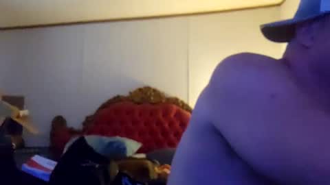 Snapshot of silverfox706 chatting on 3, 10, 2025 Jay  Silverfox706 online show from 3, 10, 2025