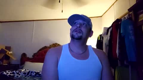 Snapshot of silverfox706 chatting on 19, 10, 2025 Jay  Silverfox706 online show from 19, 10, 2025