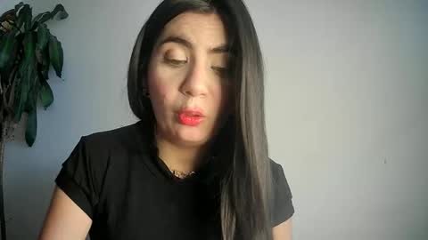 Silvie online show from 3, 2, 2025