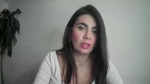 Silvie online show from 18, 2, 2025