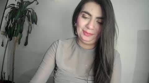 Silvie online show from 2, 3, 2025