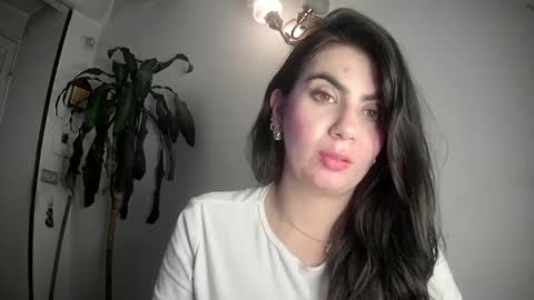 Silvie online show from 5, 3, 2025