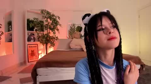 Snapshot of sima_wendy chatting on 17, 10, 2025 Wendy help me get get 69 likes online show from 17, 10, 2025