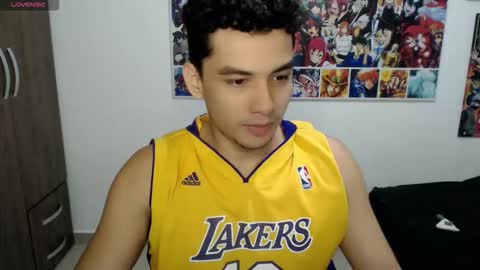 Snapshot of simone_vice chatting on 25, 10, 2025 simone vice online show from 25, 10, 2025