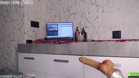 regina online show from 14, 10, 2025