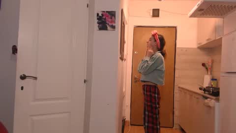 Snapshot of simyhvn chatting on 19, 2, 2026 simyhvn online show from 19, 2, 2026