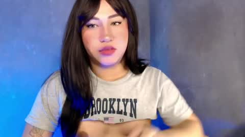 Snapshot of sinfulsiren28x chatting on 26, 7, 2026 ANDREA online show from 26, 7, 2026