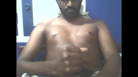 Snapshot of singletamilblackboy chatting on 27, 1, 2025 singletamilblackboy online show from 27, 1, 2025