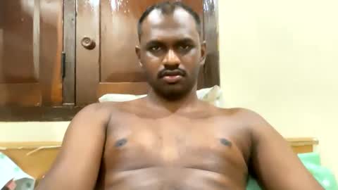 Snapshot of singletamilblackboy chatting on 8, 9, 2025 singletamilblackboy online show from 8, 9, 2025