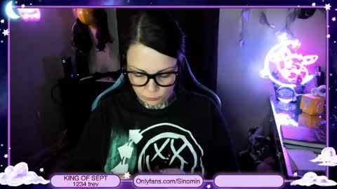 Snapshot of sinominx chatting on 15, 9, 2025 Sinomin online show from 15, 9, 2025