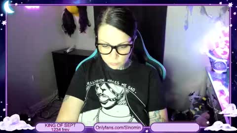 Snapshot of sinominx chatting on 25, 9, 2025 Sinomin online show from 25, 9, 2025