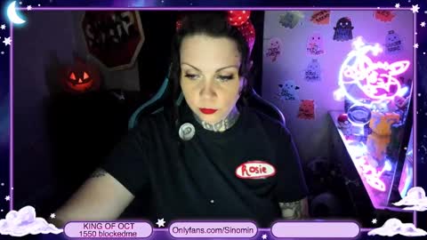 Snapshot of sinominx chatting on 13, 10, 2025 Sinomin online show from 13, 10, 2025