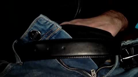 Snapshot of sinthesi chatting on 30, 12, 2024 Alex online show from 30, 12, 2024