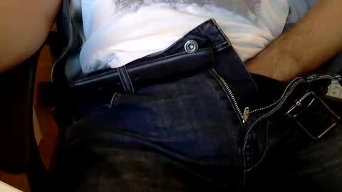 Snapshot of sinthesi chatting on 5, 10, 2025 Alex online show from 5, 10, 2025