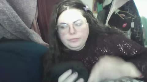 Siofra online show from 4, 3, 2025