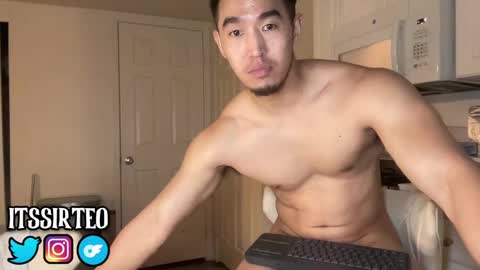 Snapshot of sir_teo chatting on 31, 12, 2024 SIR TEO online show from 31, 12, 2024