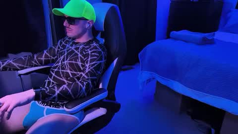 Snapshot of sirdaddymcqween chatting on 9, 2, 2026 Sir Daddy McQween online show from 9, 2, 2026