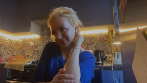 Snapshot of sirena2025 chatting on 15, 9, 2025 sirena2025 online show from 15, 9, 2025