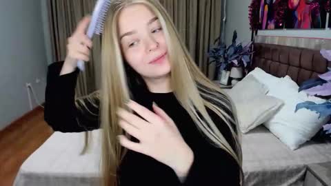 SirenaBloom online show from 15, 1, 2026