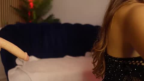 Dee online show from 8, 11, 2025