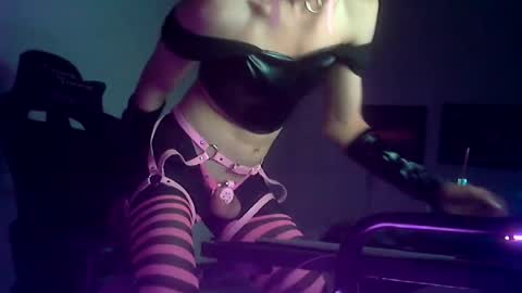 SissyMelissaDoll online show from 18, 6, 2026