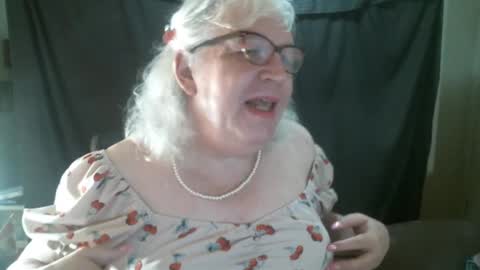 Snapshot of sissydianetx chatting on 14, 9, 2025 Sissy Diane online show from 14, 9, 2025