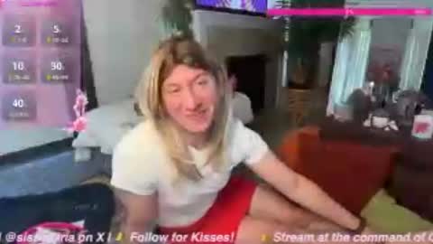 Snapshot of sissymaddieee chatting on 6, 7, 2026 sissymaddieee online show from 6, 7, 2026