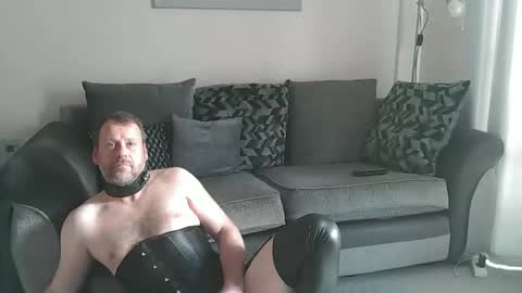 Snapshot of sissyslutboyxxx chatting on 22, 11, 2025 SafaSlave online show from 22, 11, 2025