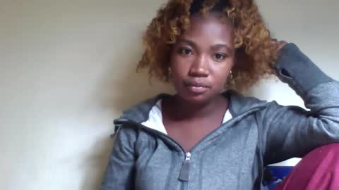 sisyh697532 online show from 13, 5, 2026