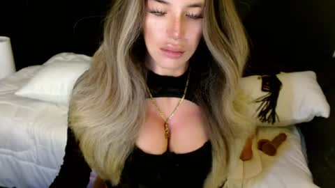 Snapshot of sizzling_cassie130 chatting on 2, 7, 2026 Cassie online show from 2, 7, 2026