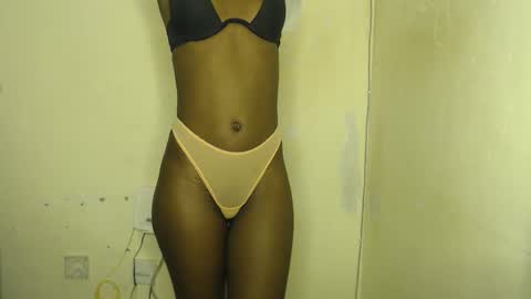 sizzly_ass online show from 6, 4, 2026