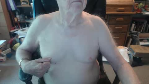 Snapshot of sjbottomboi chatting on 28, 9, 2025 sjbottomboi online show from 28, 9, 2025