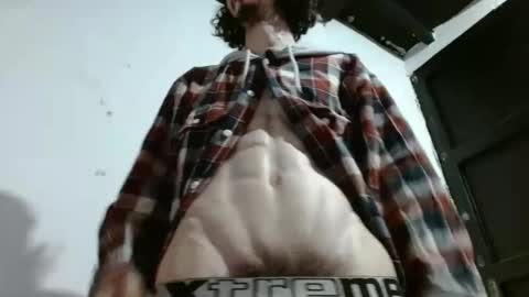 Snapshot of sk8sir chatting on 29, 5, 2026 sk8sir online show from 29, 5, 2026