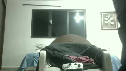 Snapshot of skanky_little_dolls chatting on 31, 10, 2025 skanky_little_dolls online show from 31, 10, 2025