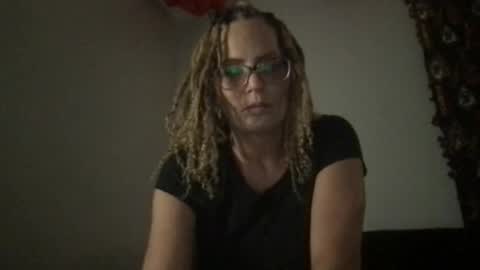 Snapshot of skarfos_babes chatting on 11, 12, 2024 skarfos_babes online show from 11, 12, 2024