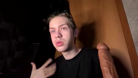 Snapshot of skibatryanka chatting on 12, 2, 2026 SKIBA online show from 12, 2, 2026