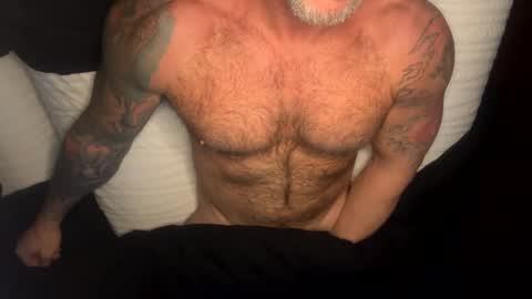 Snapshot of skimaskedbeef chatting on 26, 12, 2024 BEEF online show from 26, 12, 2024