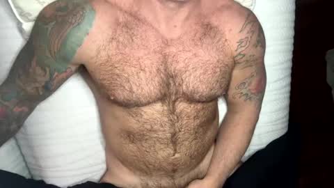 Snapshot of skimaskedbeef chatting on 1, 1, 2025 BEEF online show from 1, 1, 2025