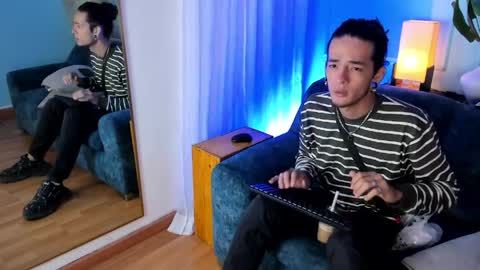 Mac online show from 4, 4, 2026