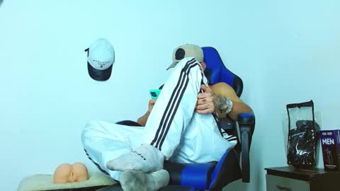 skinny marked online show from 9, 1, 2025