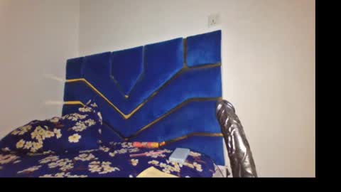 skinnyasssexyboobs online show from 7, 3, 2026