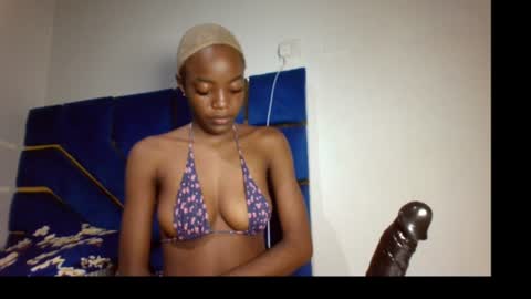 Snapshot of skinnyasssexyboobs chatting on 11, 7, 2026 skinnyasssexyboobs online show from 11, 7, 2026