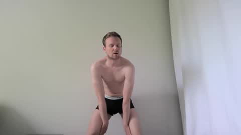 Snapshot of skinnyb24 chatting on 6, 6, 2026 skinnyb24 online show from 6, 6, 2026