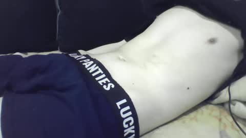 Snapshot of skinnycuteman chatting on 16, 5, 2026 skinnycuteb0y online show from 16, 5, 2026