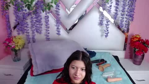  SKINNYHORNY   online show from 20, 12, 2024