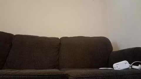 skip1975 online show from 11, 1, 2025