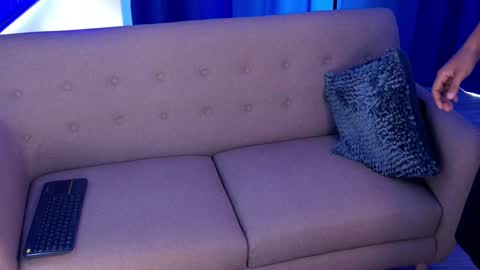 Snapshot of skull_prospect chatting on 28, 10, 2025 Liam Vokov online show from 28, 10, 2025