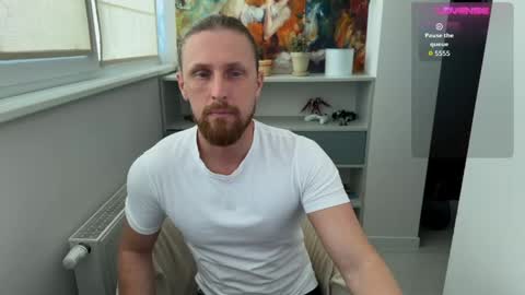 sky_guy25 online show from 4, 6, 2026