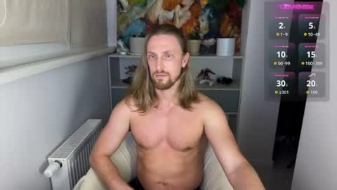 sky_guy25 online show from 23, 6, 2026