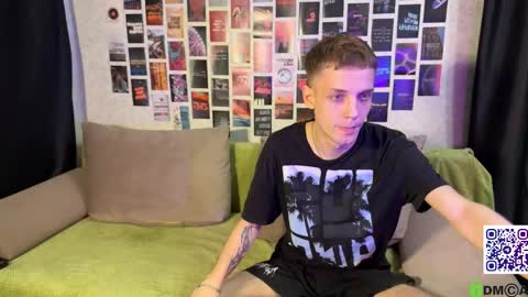 Snapshot of sky_hunter chatting on 18, 9, 2025 sky_hunter online show from 18, 9, 2025